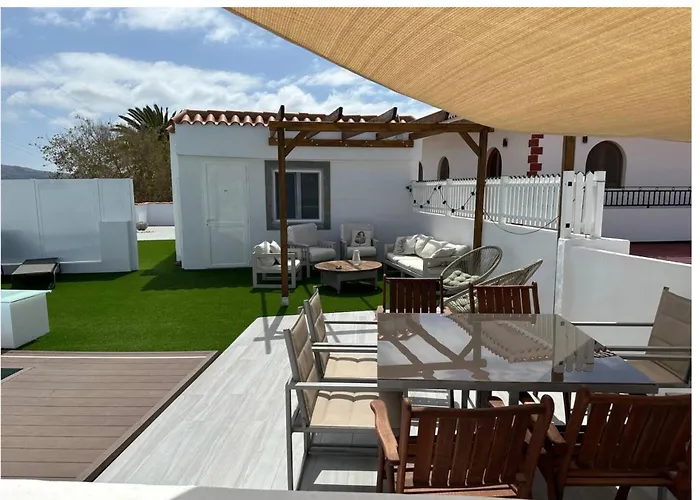 Dom wakacyjny Private Pool, Parking, Bbq In The South Of Gc *